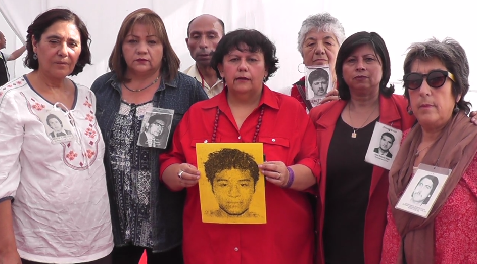 43 voces por los 43 de Ayotzinapa [VIDEO]