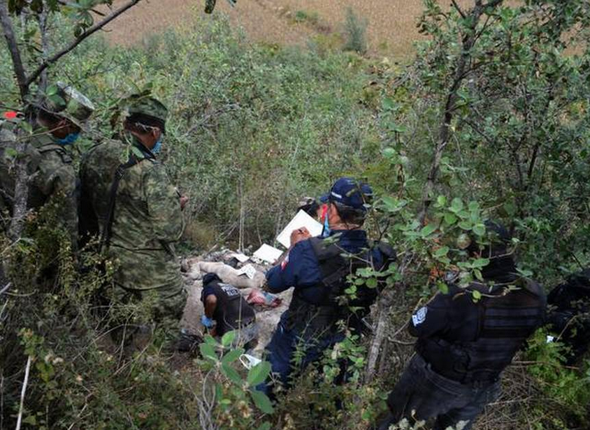 Encuentran fosas con 10 cadáveres y 11 cabezas humanas en Guerrero, México