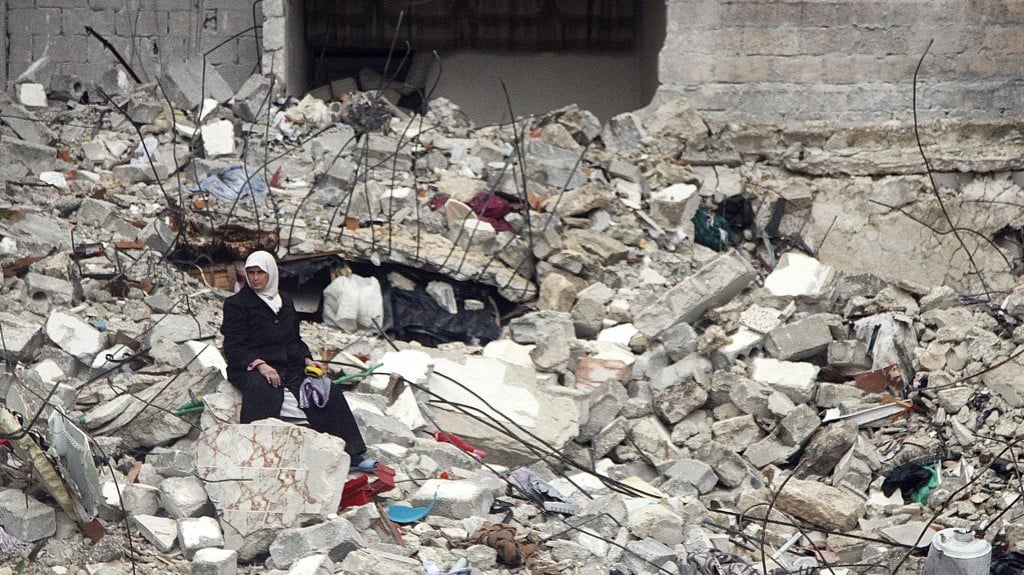 Bombardeo en Siria causa la muerte de al menos 92 civiles