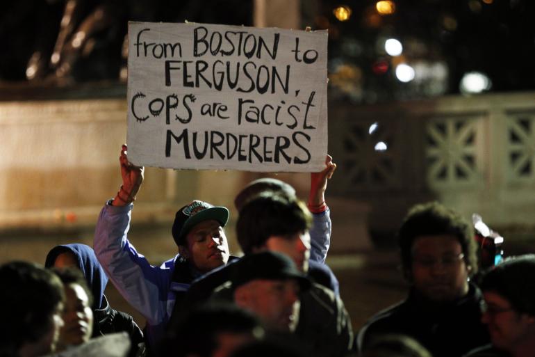 Protestas en Boston durante la noche de fin de año por asesinatos de afroamericanos