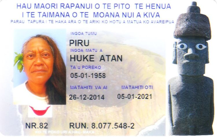 Pueblo Rapa Nui estrena carnet de identidad en otro paso hacia el autogobierno
