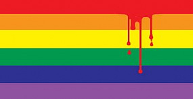 Pareja homosexual, en Arica, graba a un sujeto que los agrede por manifestar su afecto públicamente