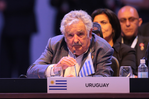 Pepe Mujica: «El consumismo nos desangra. Queremos consumir como el mundo rico»