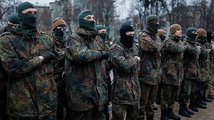Ucrania: Ultranacionalistas envían a menores de edad al campo de batalla