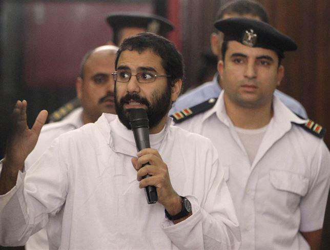 Activista egipcio condenado a cinco años de prisión