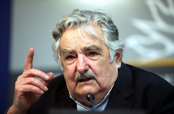 Mujica: Grandes medios son opositores a un Gobierno que tira por el reparto social