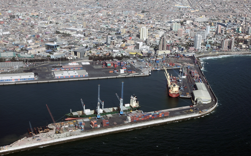 #EstePolvoTeMata solicita a Bolivia detener actividades en Puerto de Antofagasta