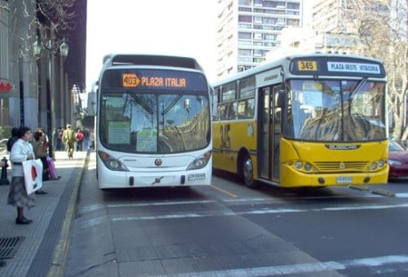 A 8 años de la llegada del Transantiago: Alzas y mala calidad