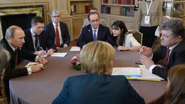 La cumbre en Minsk reúne líderes en búsqueda de paz para Ucrania