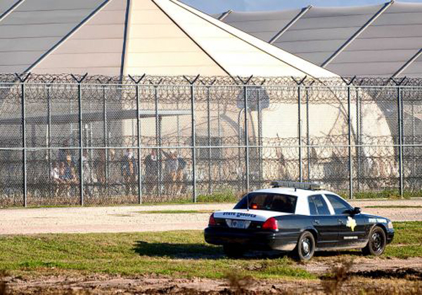 2.800 presos organizan un motín en una prisión de Texas