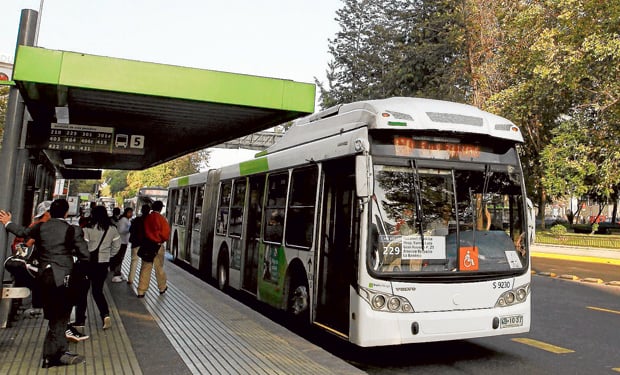 Trabajadores del Transantiago irán a huelga