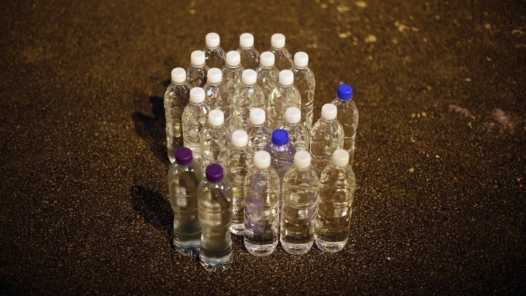 Estudio: Más de 24.000 productos químicos contaminan el agua embotellada