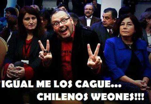 A pesar de las renuncias, declaraciones y consejos asesores, Bachelet no ha exigido la anulación del negocio