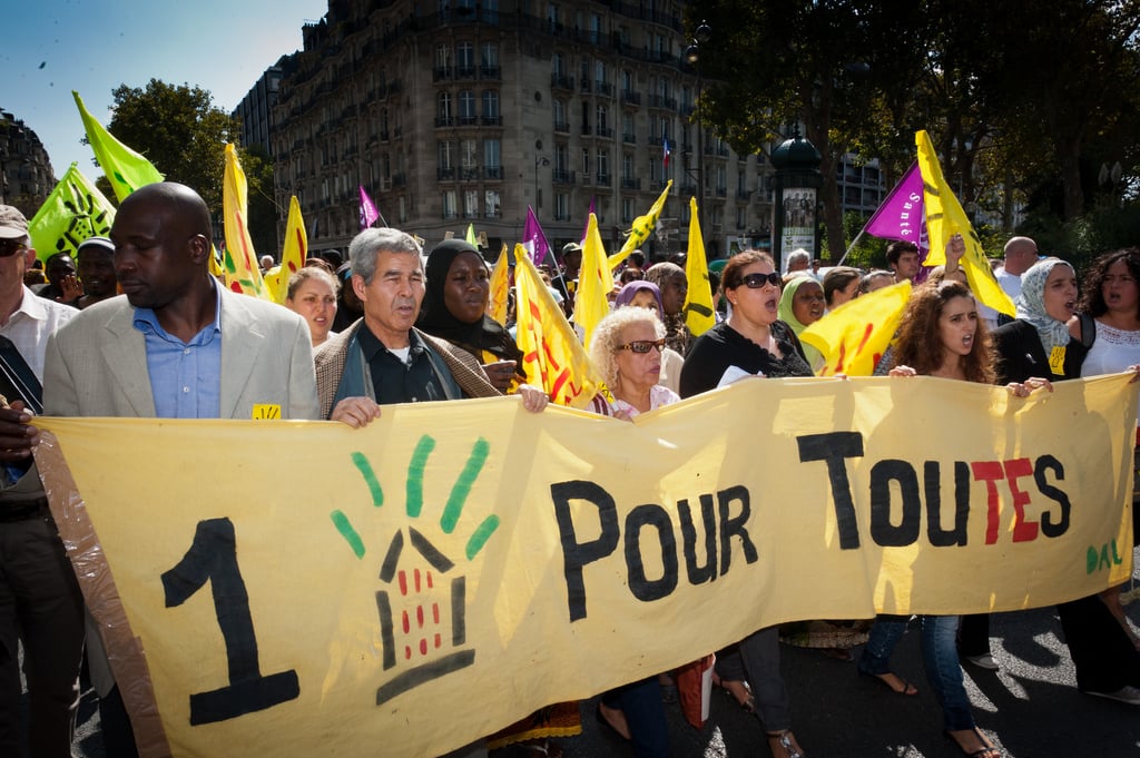 Protestan en Francia contra desahucios y exigen garantizar derecho a la vivienda