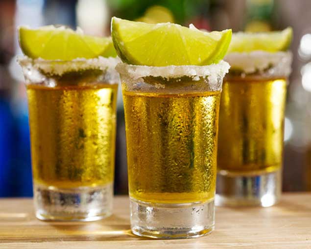 Beber tequila ayuda a bajar de peso según estudio de la American Chemical Society