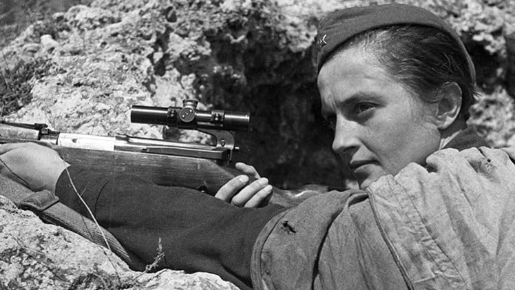 Conozca a la francotiradora soviética que mató más de 300 nazis en la II Guerra Mundial