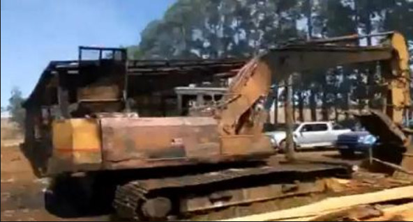 Facción de la Coordinadora Mapuche Arauco-Malleco se atribuyó quema de maquinaria forestal