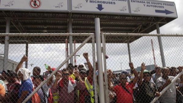 Trabajadores del Canal de Panamá inician huelga