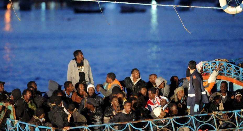 Rescatada una embarcación en aguas de Libia con 500 inmigrantes vivos y trece muertos