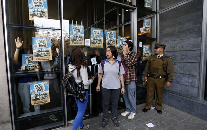 La hora del naufragio del sistema político chileno