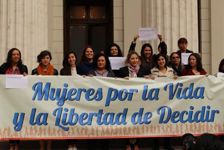 “Mujeres por la Vida y el Derecho a Decidir”  llaman a apoyar proyecto interrupción del embarazo bajo tres causales
