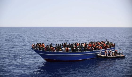 Italia ‘rescata’ a más de 4 mil inmigrantes en el Mediterráneo