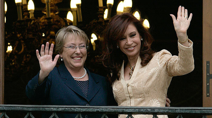 Estado Islámico amenaza de muerte a Michelle Bachelet y Cristina Kirchner