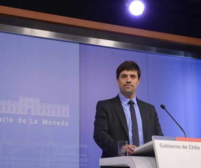 Gobierno dice que responderá sobre los financiamientos de la campaña de Bachelet desde el 28 de marzo del 2013