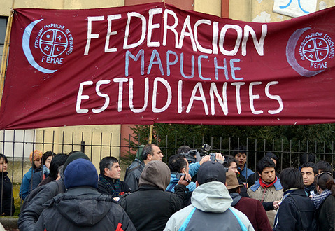 Confech: Estudiantes Mapuche fueron expulsados de la mesa ejecutiva