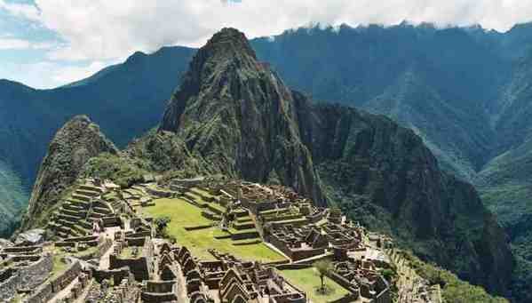 Descubierto un túnel hacia el Machu Picchu escondido 500 años en la selva