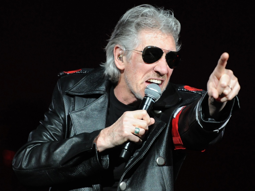Roger Waters asegura que la industria musical está dirigida por ladrones