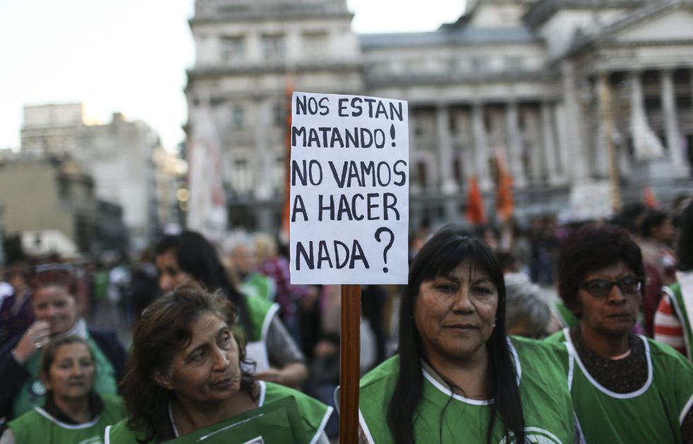 Argentina tendrá registro nacional de femicidios tras histórica marcha