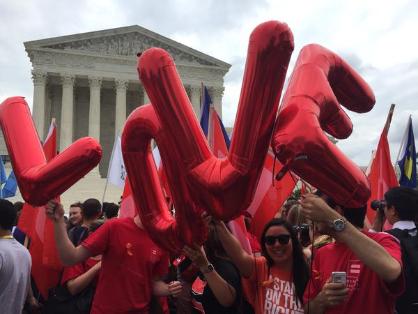 Corte Suprema de Estados Unidos extiende el matrimonio gay a todo el país