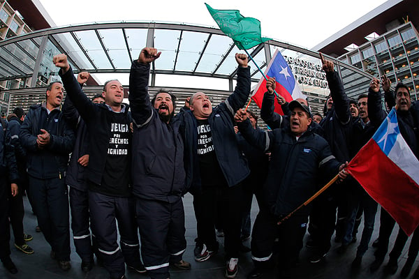 Corte de Apelaciones rechaza prisión preventiva para trabajadores de Transantiago detenidos