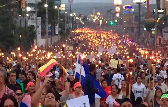 Siguen masivas movilizaciones en Honduras contra corrupción gubernamental