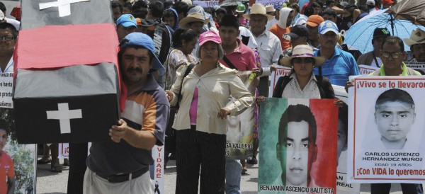 Ayotzinapa: se caen piezas clave de la versión oficial