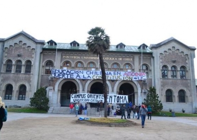 Breve toma del Campus Oriente de la Universidad Católica