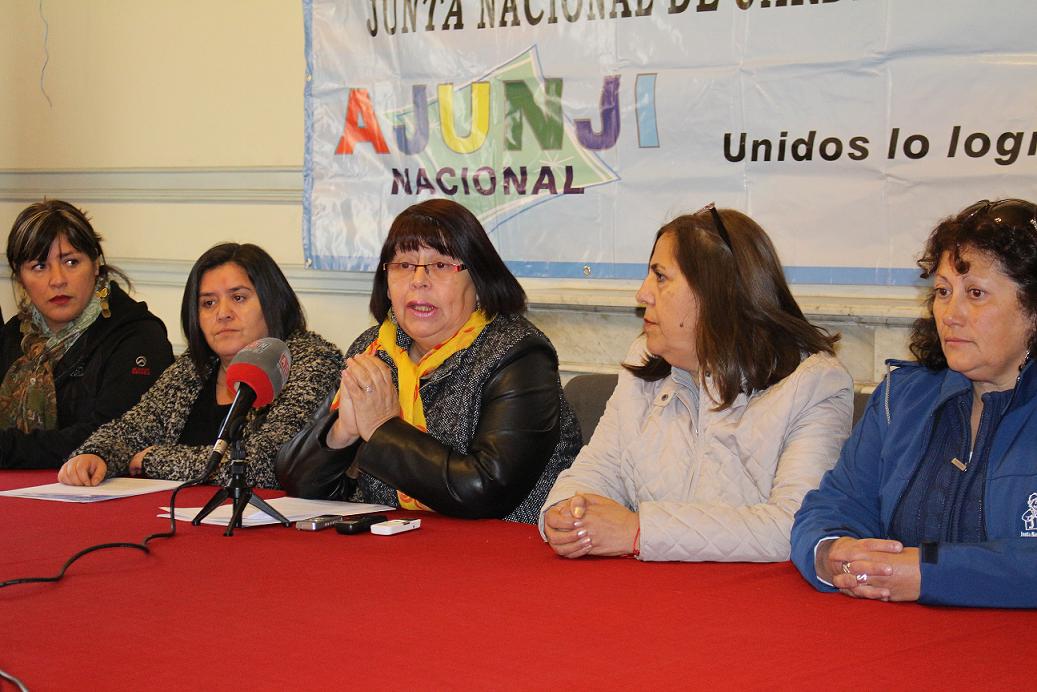 Trabajadores JUNJI anuncian Marcha Nacional en defensa de la educación parvularia