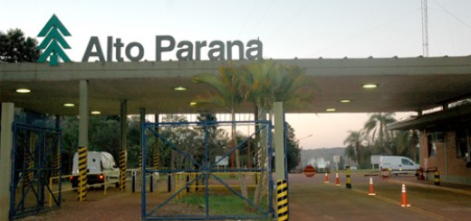Liberaron a 11 operarios de Arauco en Argentina, pero sigue el conflicto en la celulosa