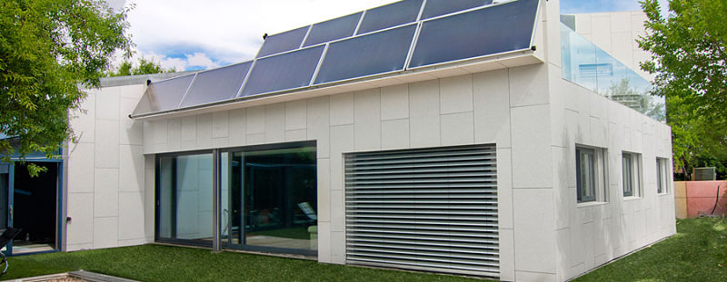 La primera casa autosuficiente sin cuentas de agua ni luz se ha hecho ...