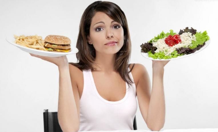 ¿Eres de comer solo? Los científicos explican por qué puede ser malo para tu salud
