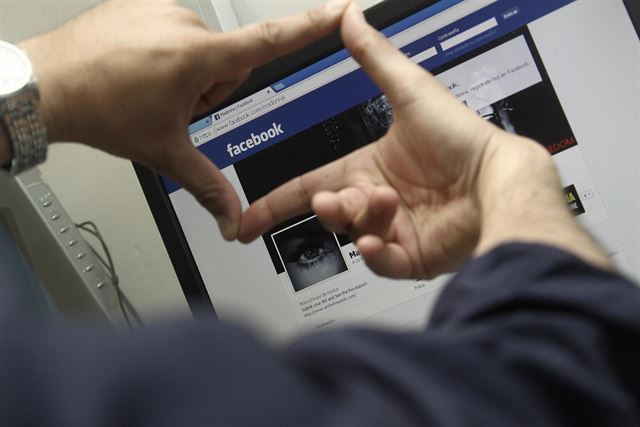 Facebook y política: así limitan nuestro pensamiento las redes sociales