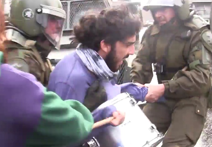 Detenciones arbitrarias marcaron protesta de Ues privadas