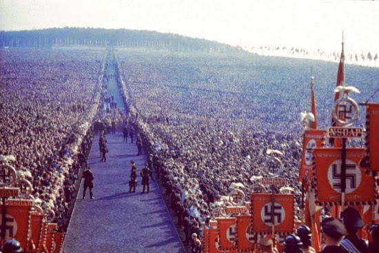 11 impresionantes fotos en color de los festivales nazis