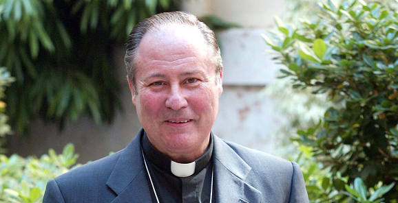 Arzobispo de Valencia llama a las mujeres a ser “amas de casa como la Virgen María”