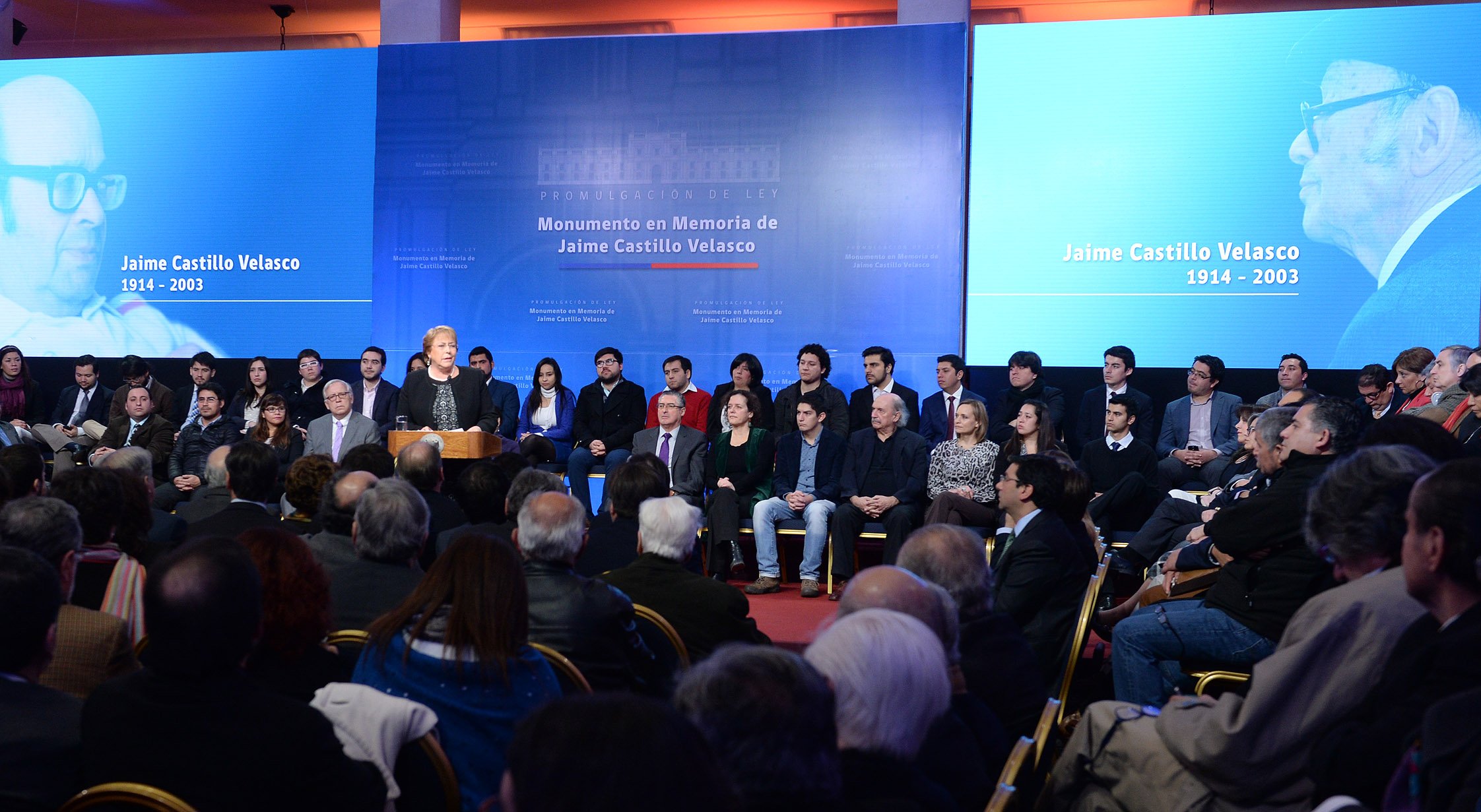 Bachelet llama a la unidad de Nueva Mayoría con miras al cónclave