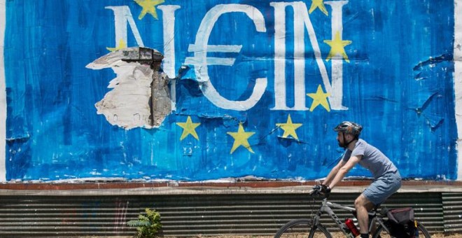Sondeos: Grecia no cede a las imposiciones de la Troika