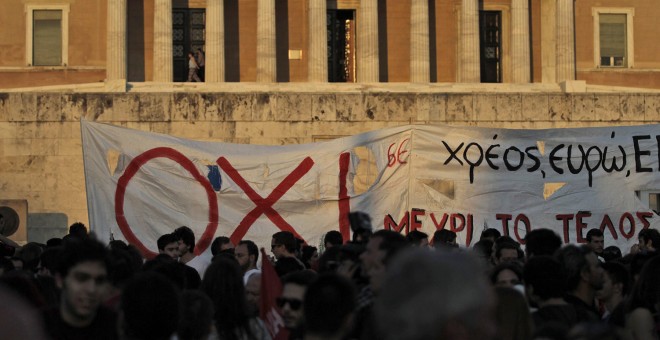 Sindicatos griegos convocan una huelga contra el acuerdo con la Troika