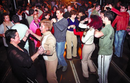 6 tipos de bailarines con los que inevitablemente te has topado