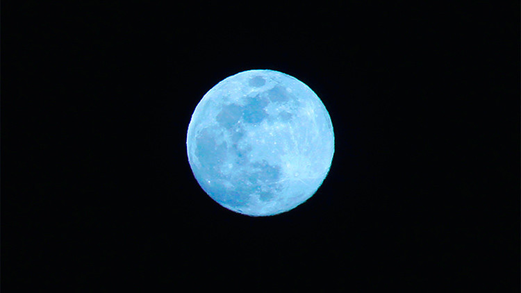 Esta noche brillará la ‘luna azul’, espectáculo que no se repetirá hasta 2018